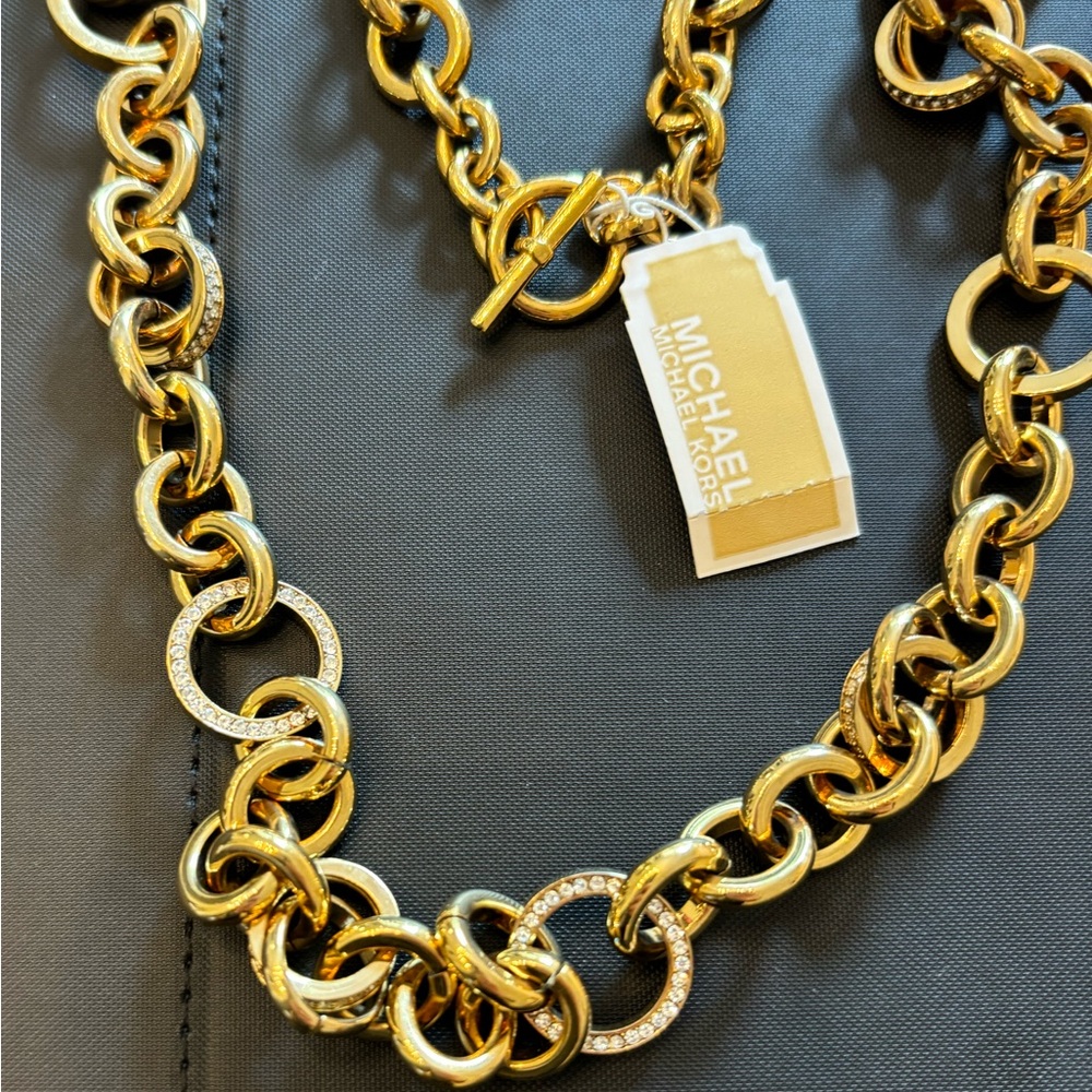 Michael Kors Gold chain necklace - Picture 3 of 3